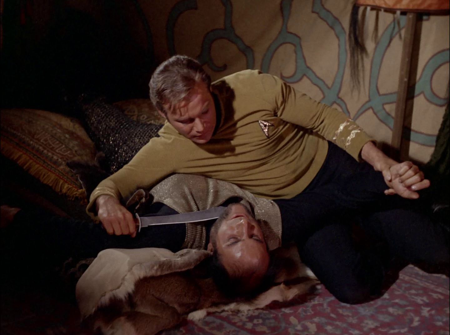 extant_StarTrek_2x11-FridaysChild_1030.jpg