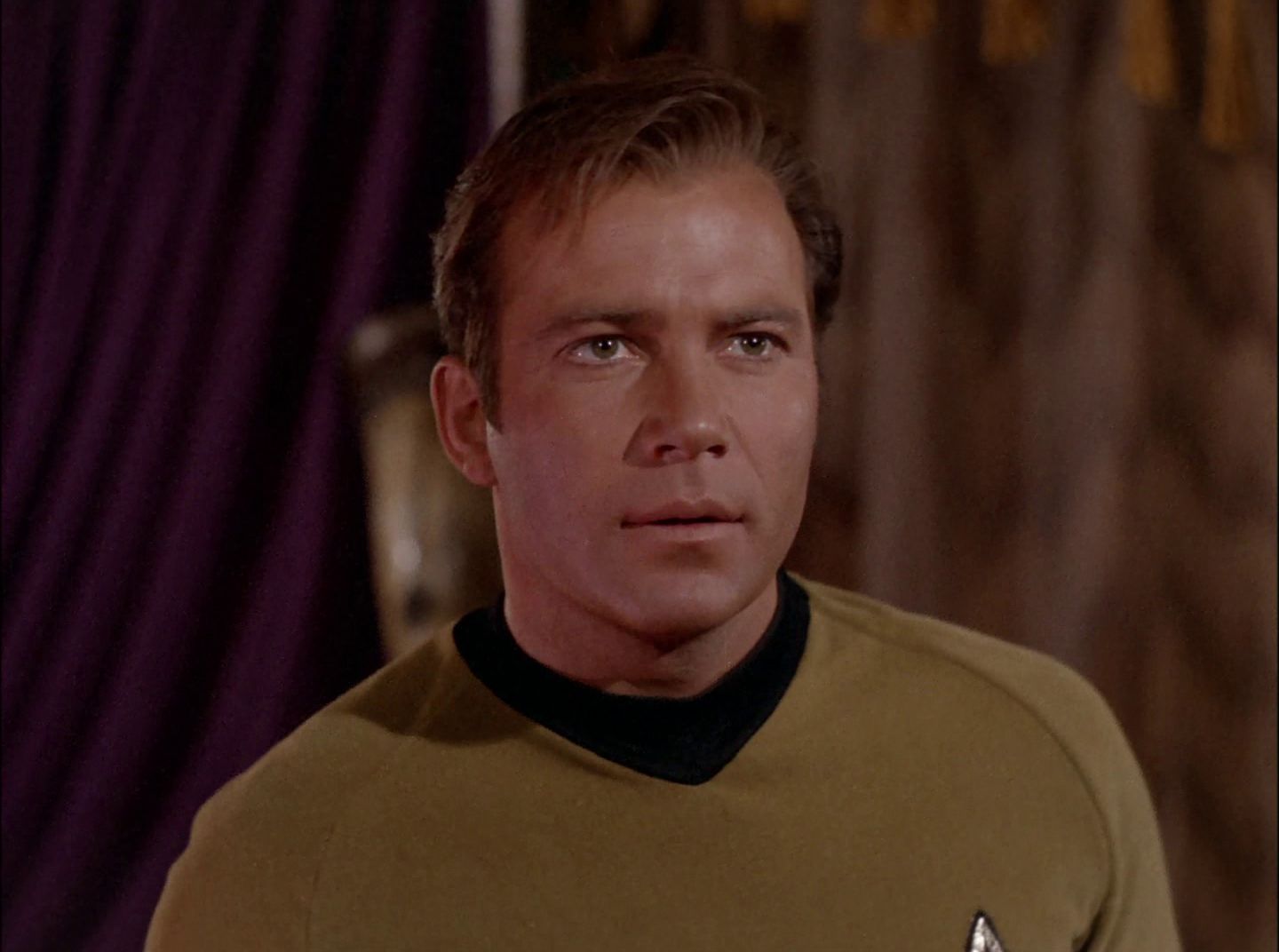 extant_StarTrek_2x11-FridaysChild_1073.jpg