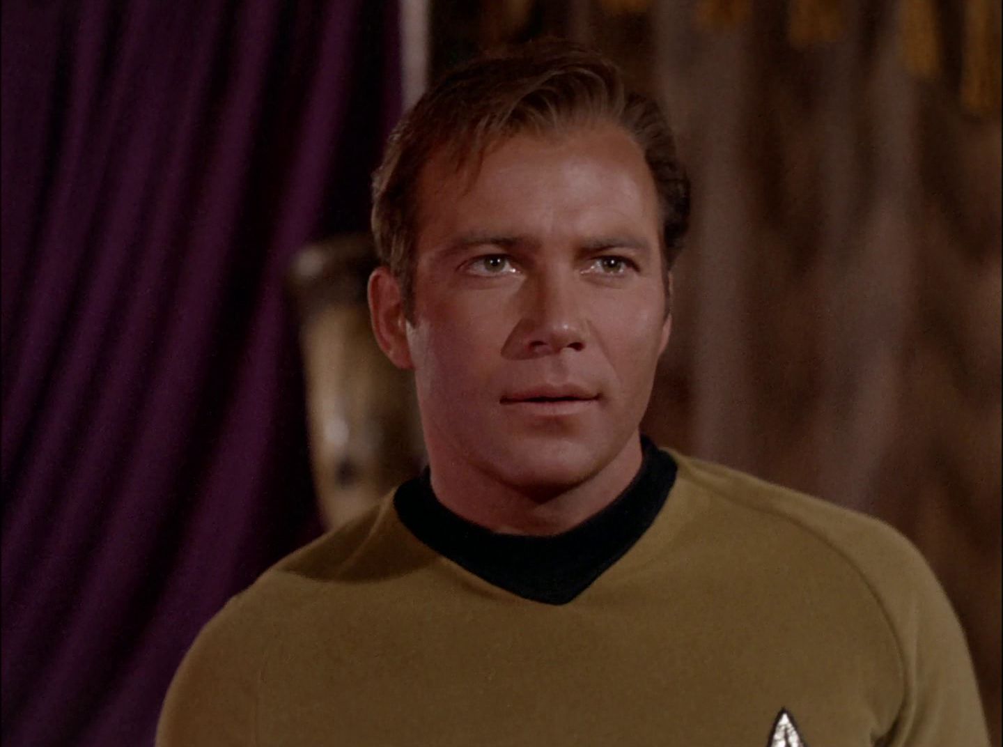 extant_StarTrek_2x11-FridaysChild_1076.jpg