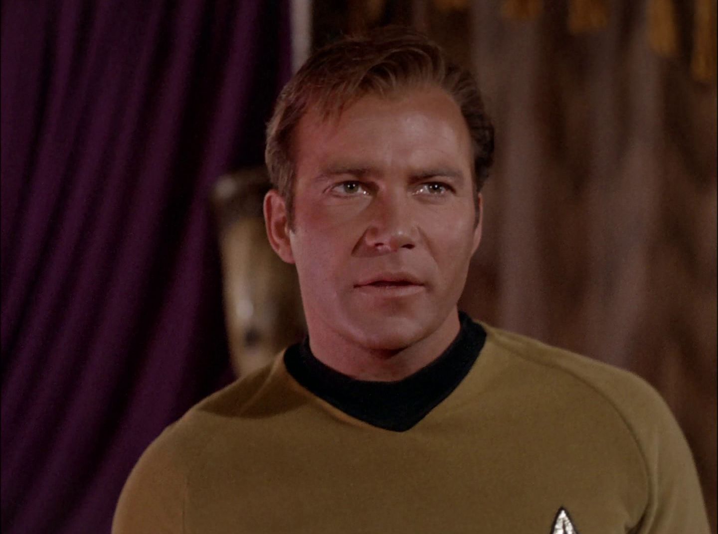 extant_StarTrek_2x11-FridaysChild_1078.jpg