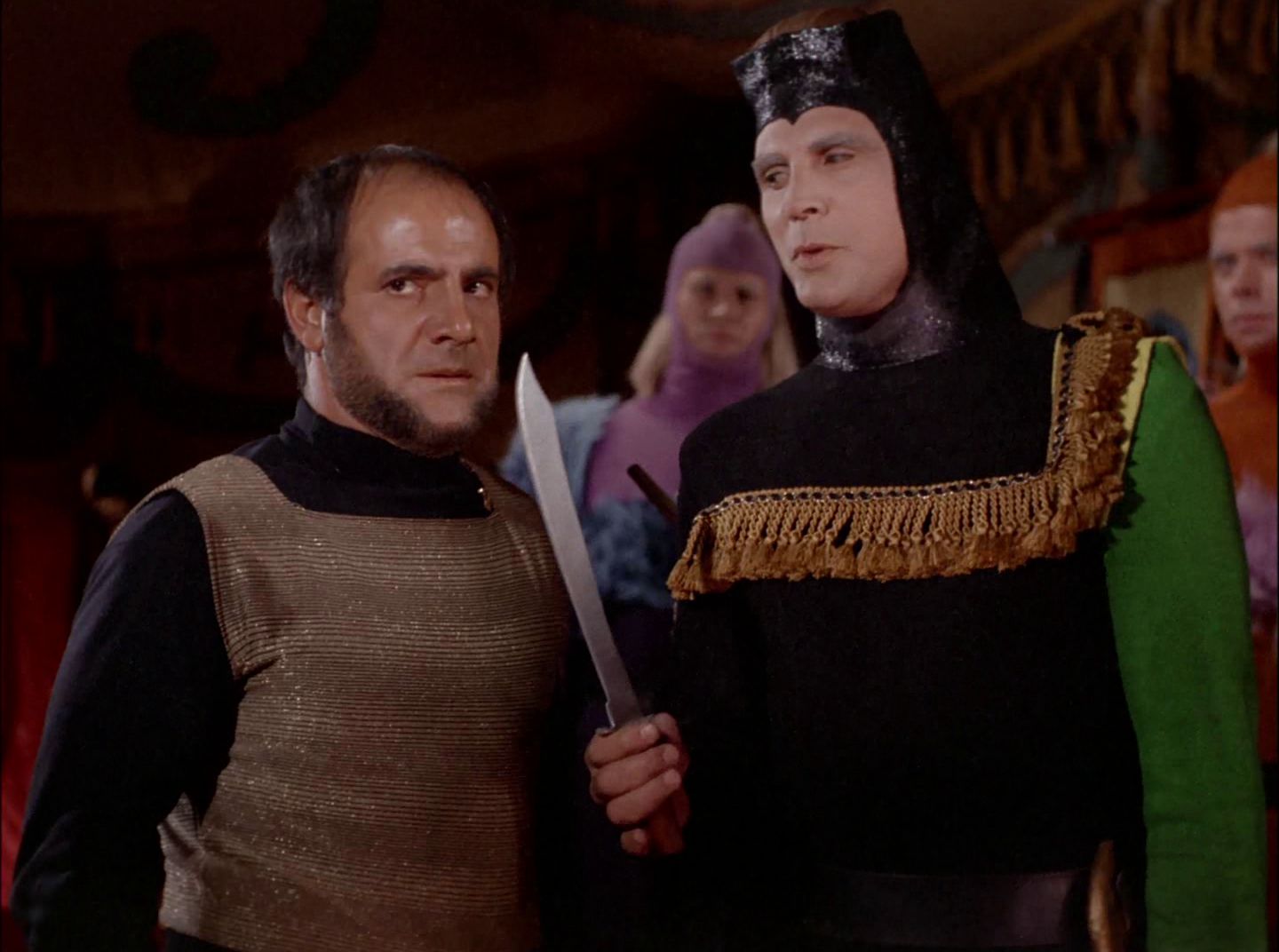 extant_StarTrek_2x11-FridaysChild_1109.jpg