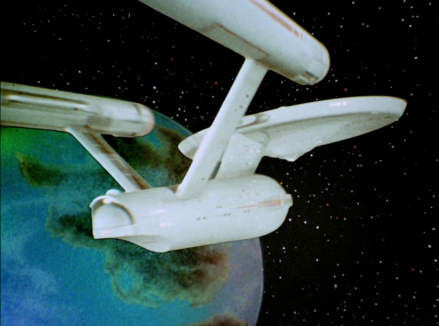 extant_StarTrek_2x11-FridaysChild_1125.jpg