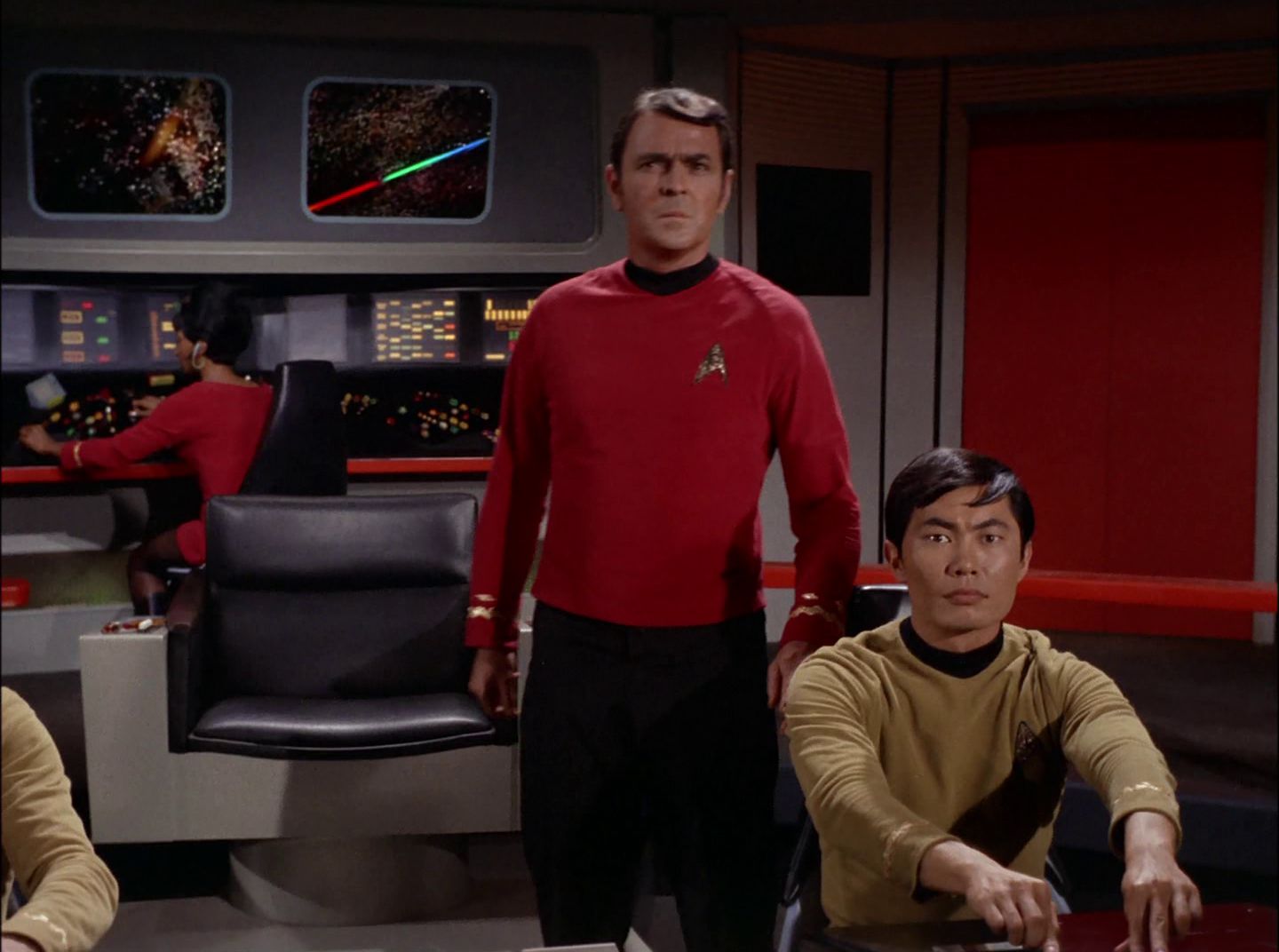 extant_StarTrek_2x11-FridaysChild_1153.jpg