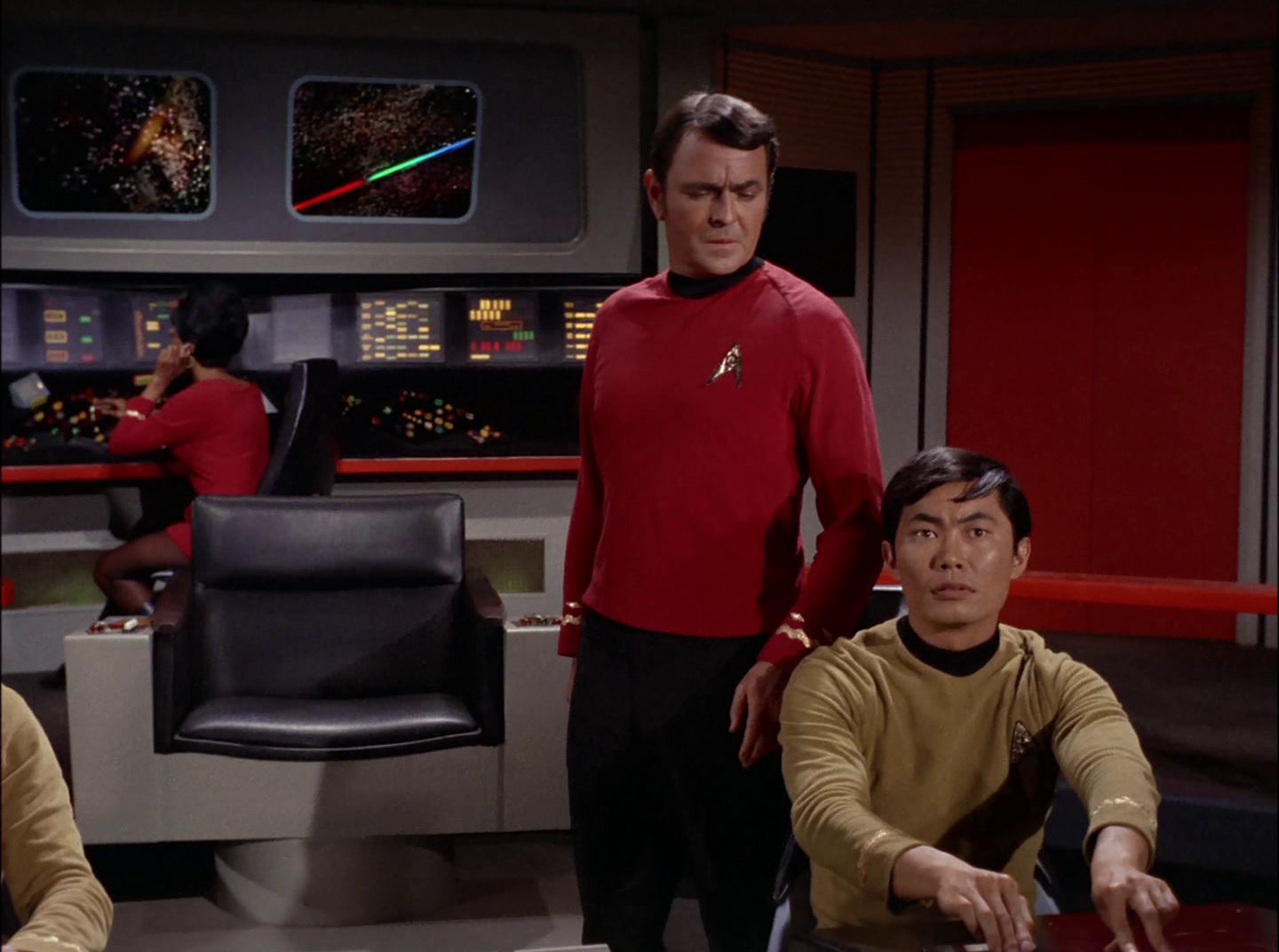 extant_StarTrek_2x11-FridaysChild_1163.jpg