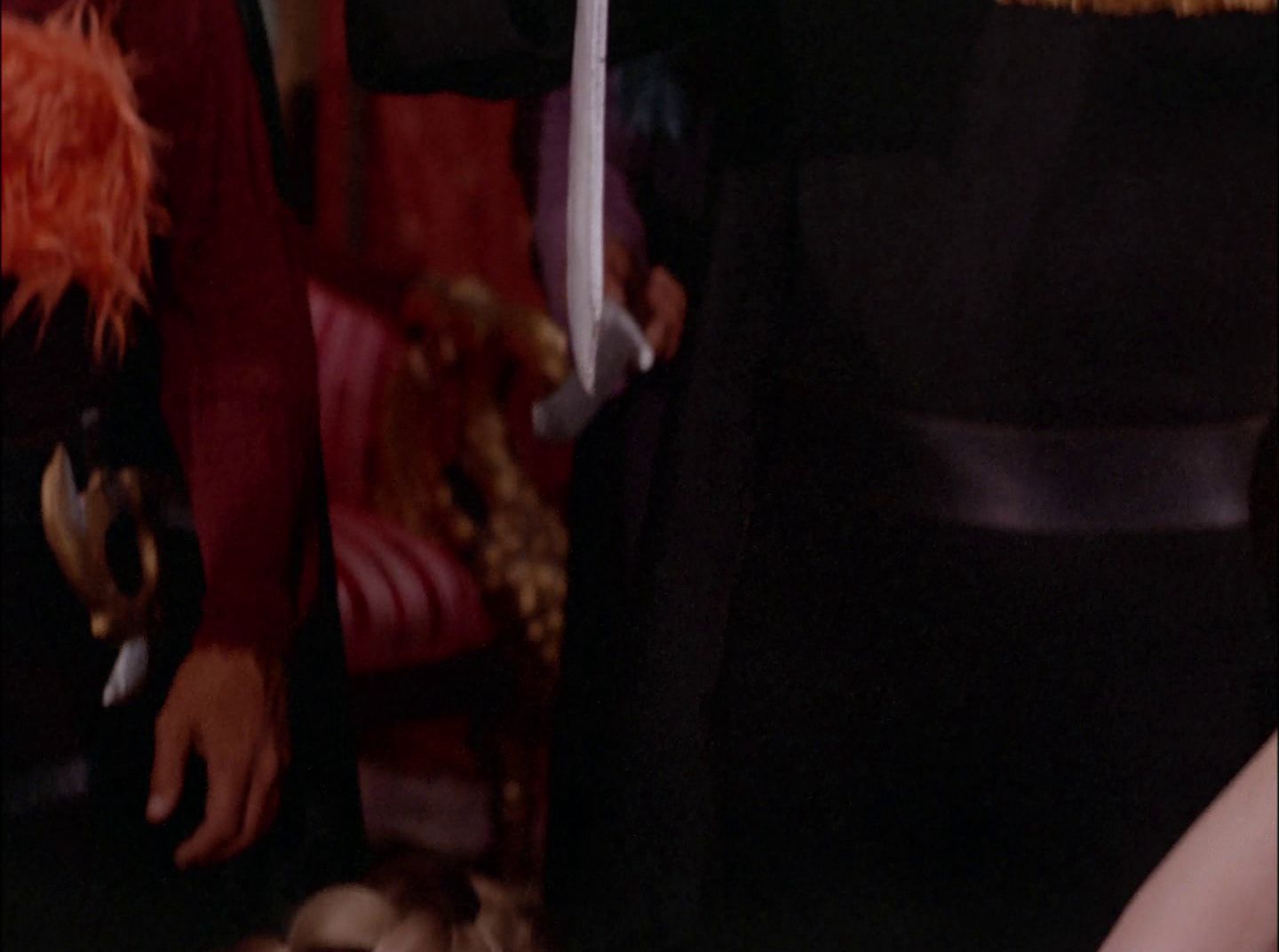 extant_StarTrek_2x11-FridaysChild_1200.jpg