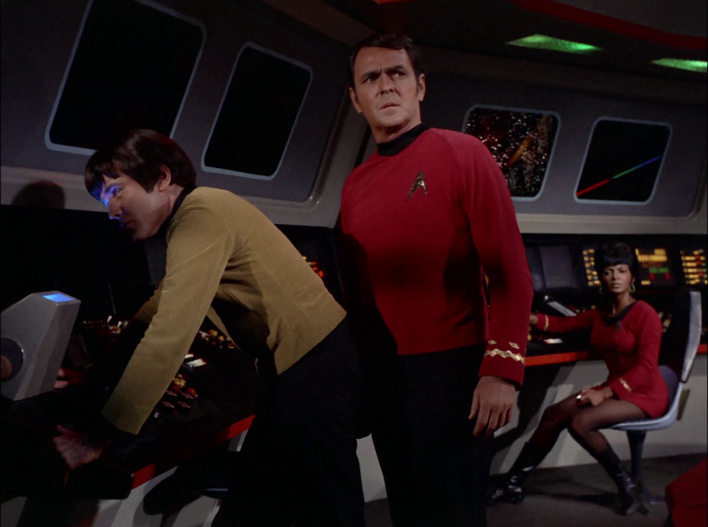 extant_StarTrek_2x11-FridaysChild_1303.jpg