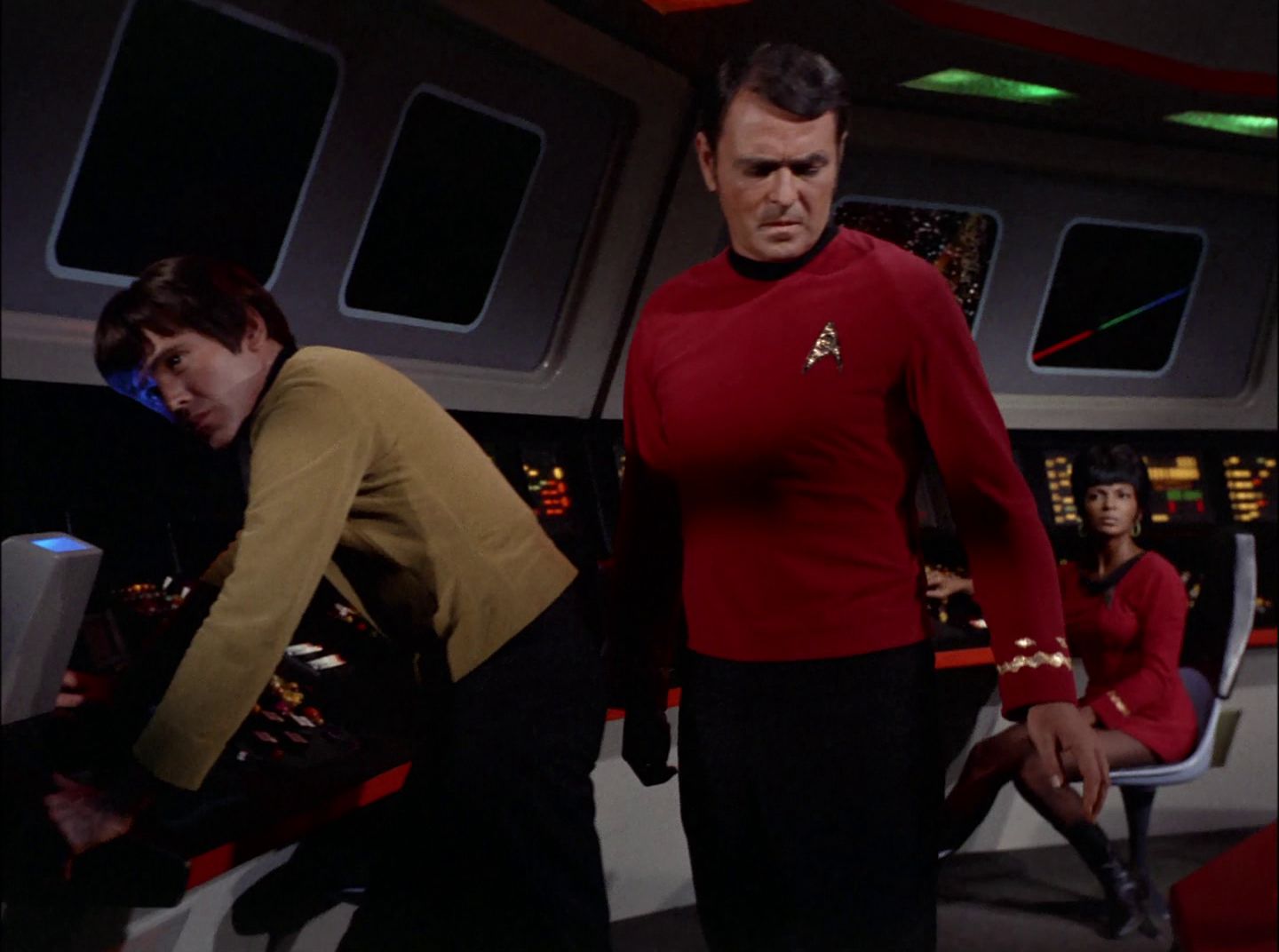 extant_StarTrek_2x11-FridaysChild_1309.jpg