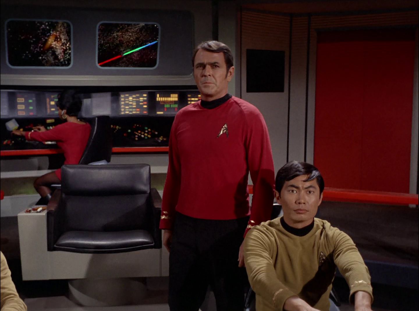 extant_StarTrek_2x11-FridaysChild_1322.jpg