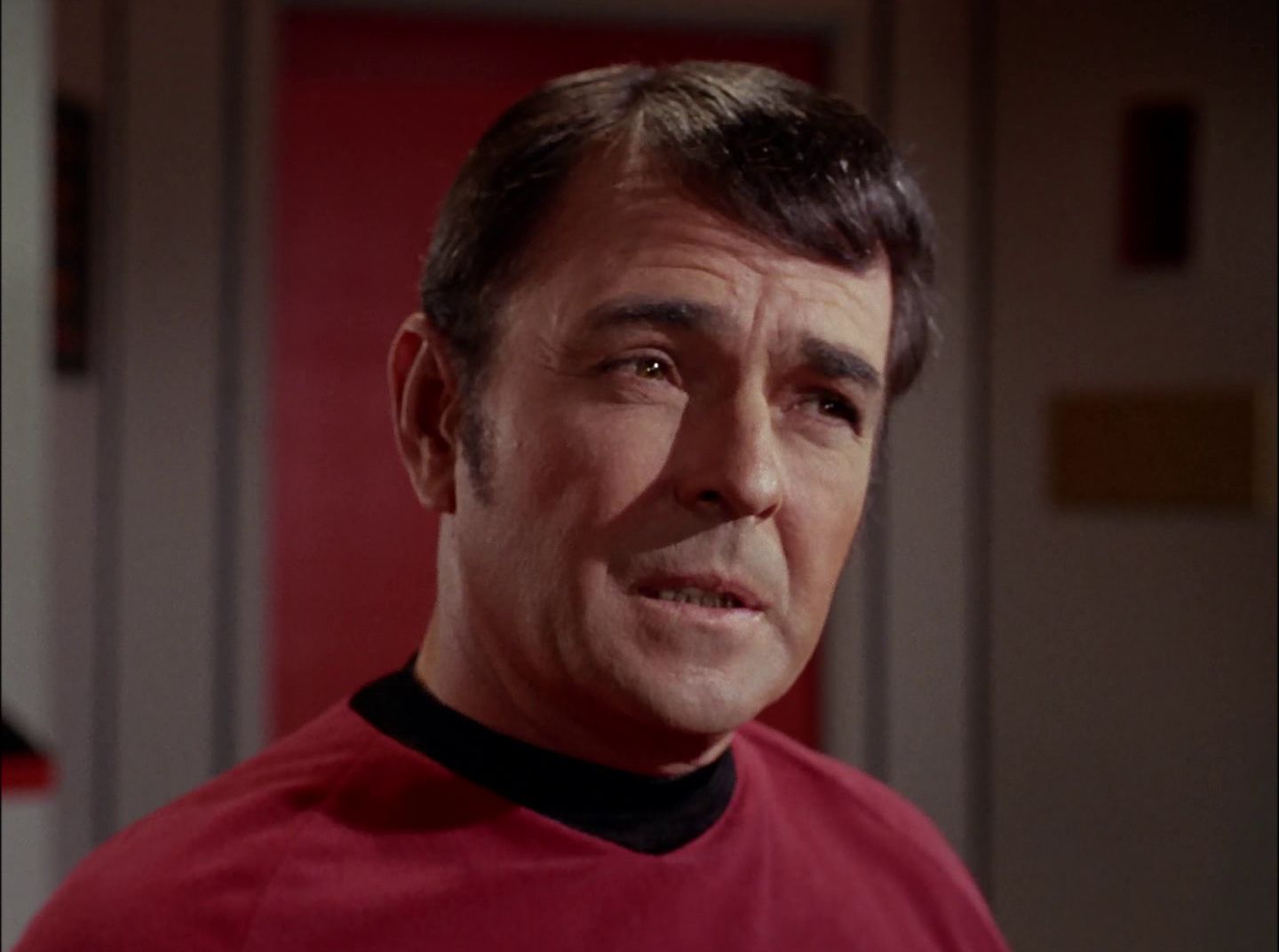 extant_StarTrek_2x11-FridaysChild_1405.jpg