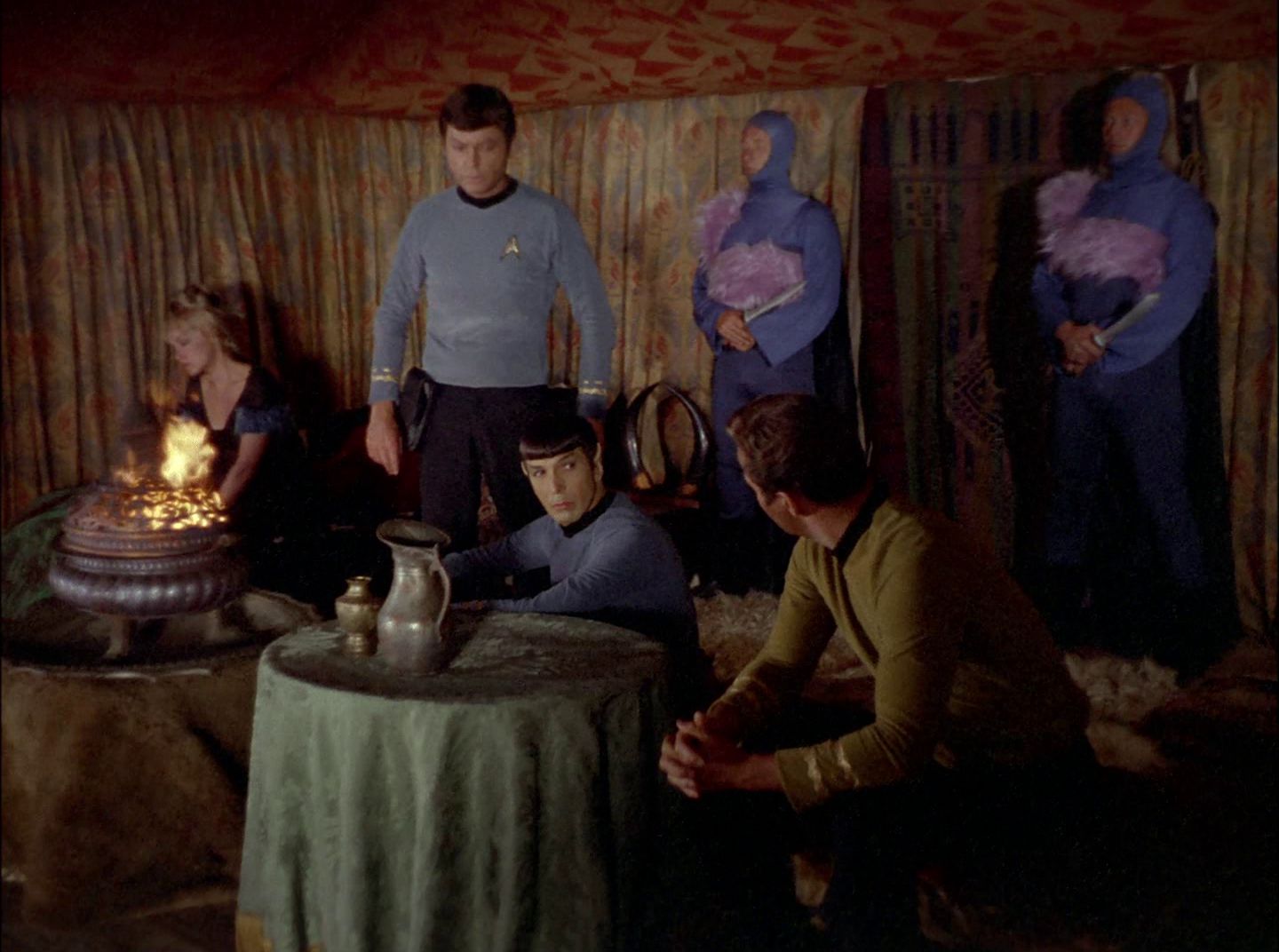 extant_StarTrek_2x11-FridaysChild_1460.jpg