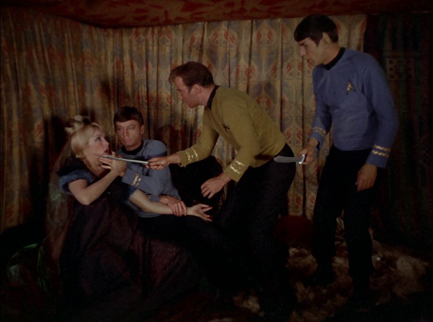 extant_StarTrek_2x11-FridaysChild_1500.jpg