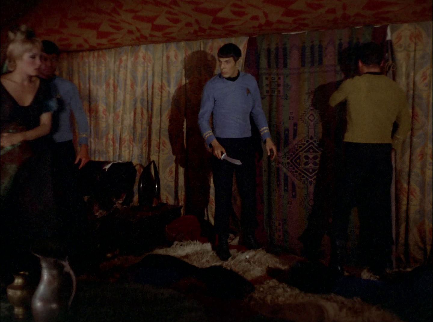 extant_StarTrek_2x11-FridaysChild_1516.jpg