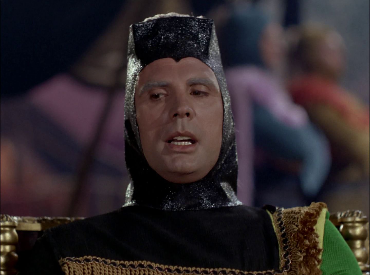 extant_StarTrek_2x11-FridaysChild_1528.jpg