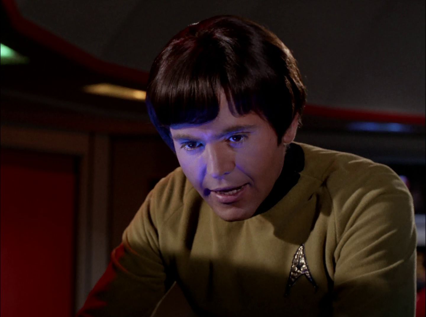 extant_StarTrek_2x11-FridaysChild_1574.jpg
