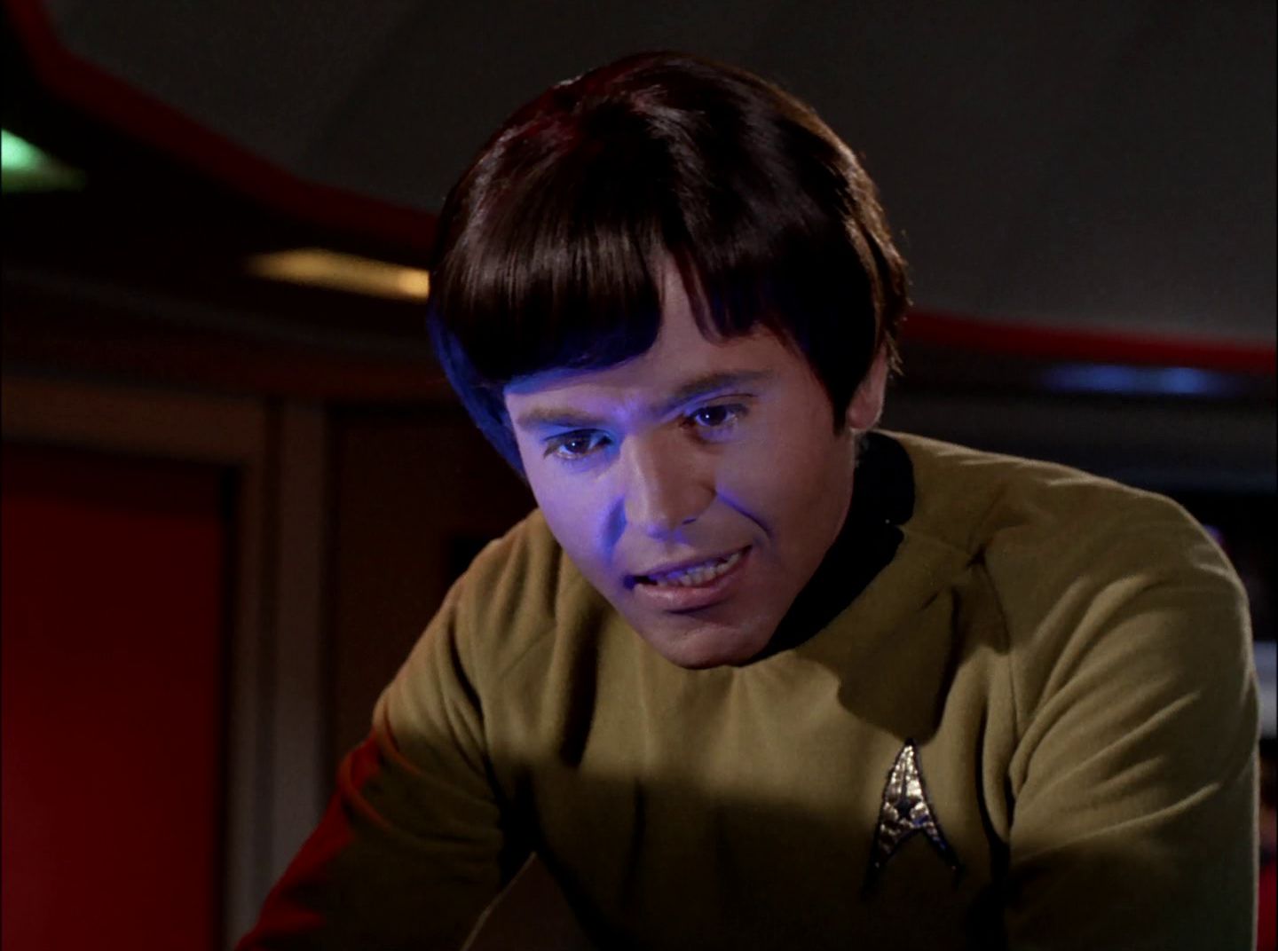 extant_StarTrek_2x11-FridaysChild_1579.jpg