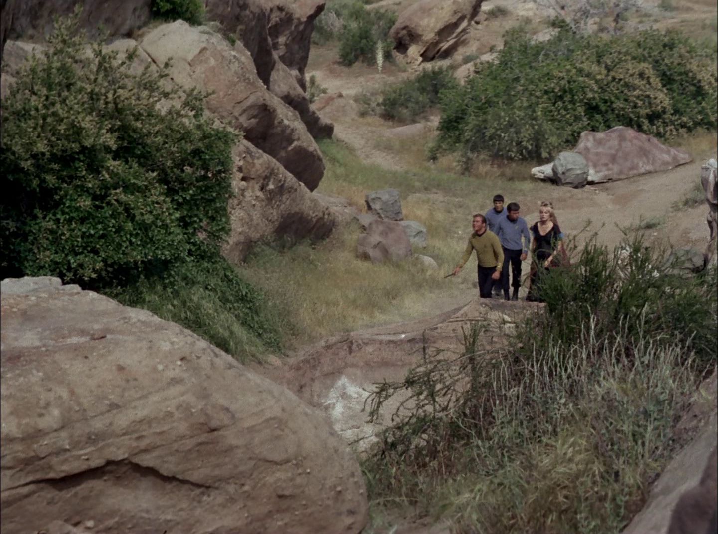 extant_StarTrek_2x11-FridaysChild_1616.jpg