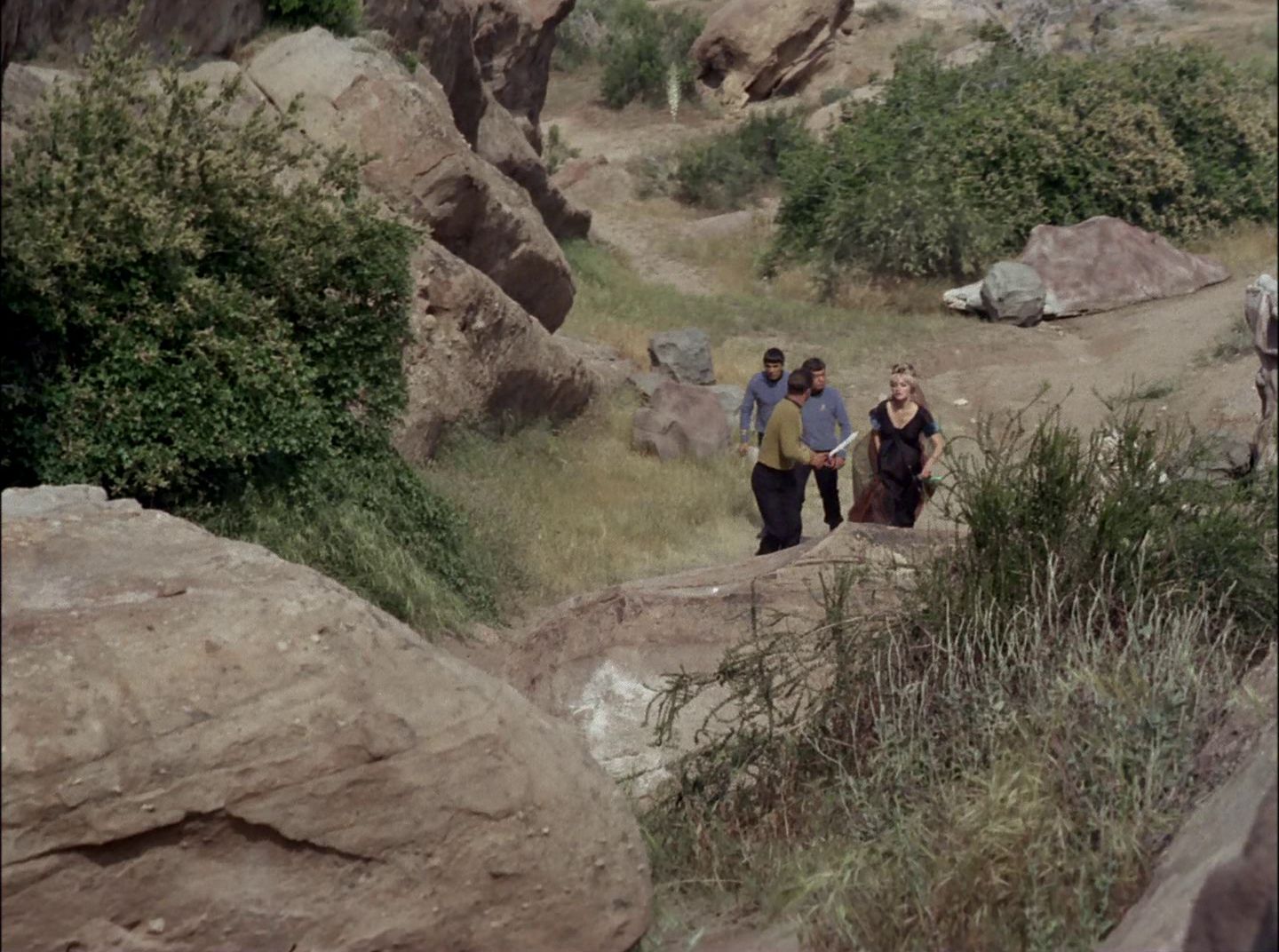 extant_StarTrek_2x11-FridaysChild_1619.jpg