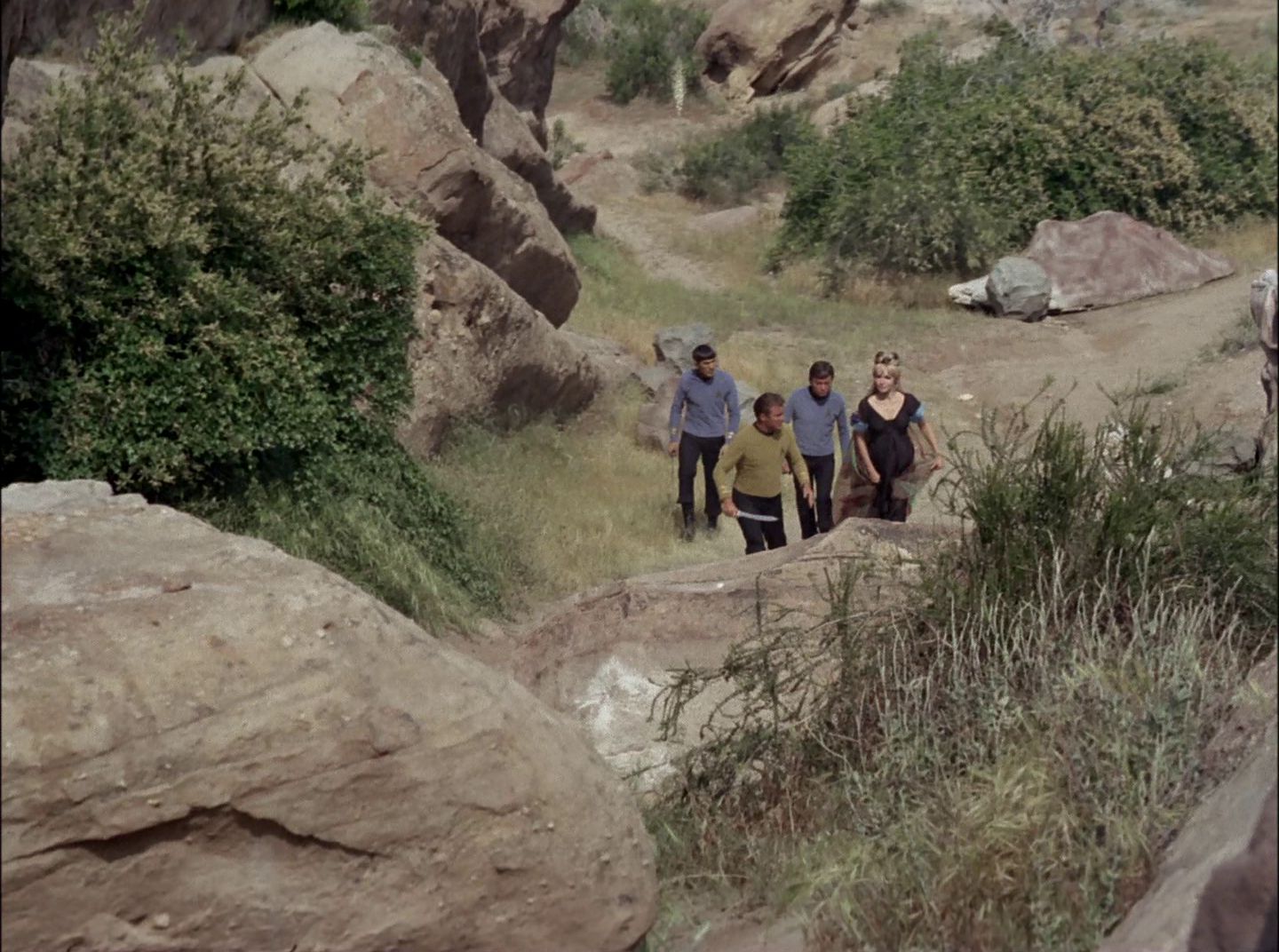 extant_StarTrek_2x11-FridaysChild_1621.jpg
