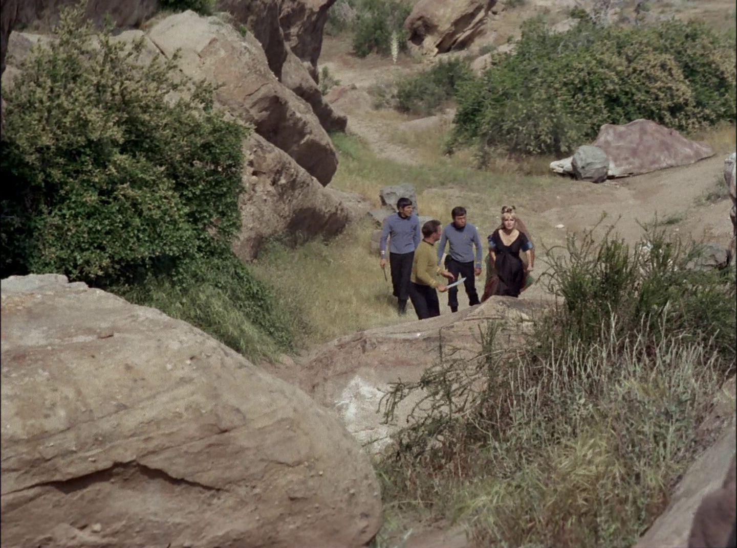 extant_StarTrek_2x11-FridaysChild_1622.jpg