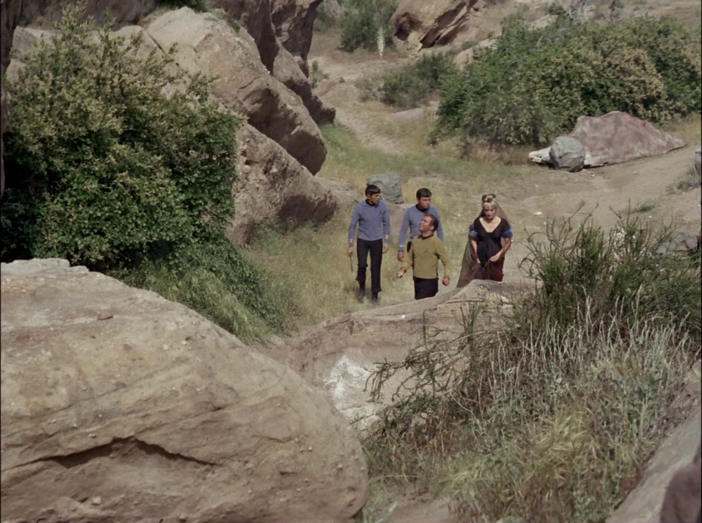 extant_StarTrek_2x11-FridaysChild_1624.jpg