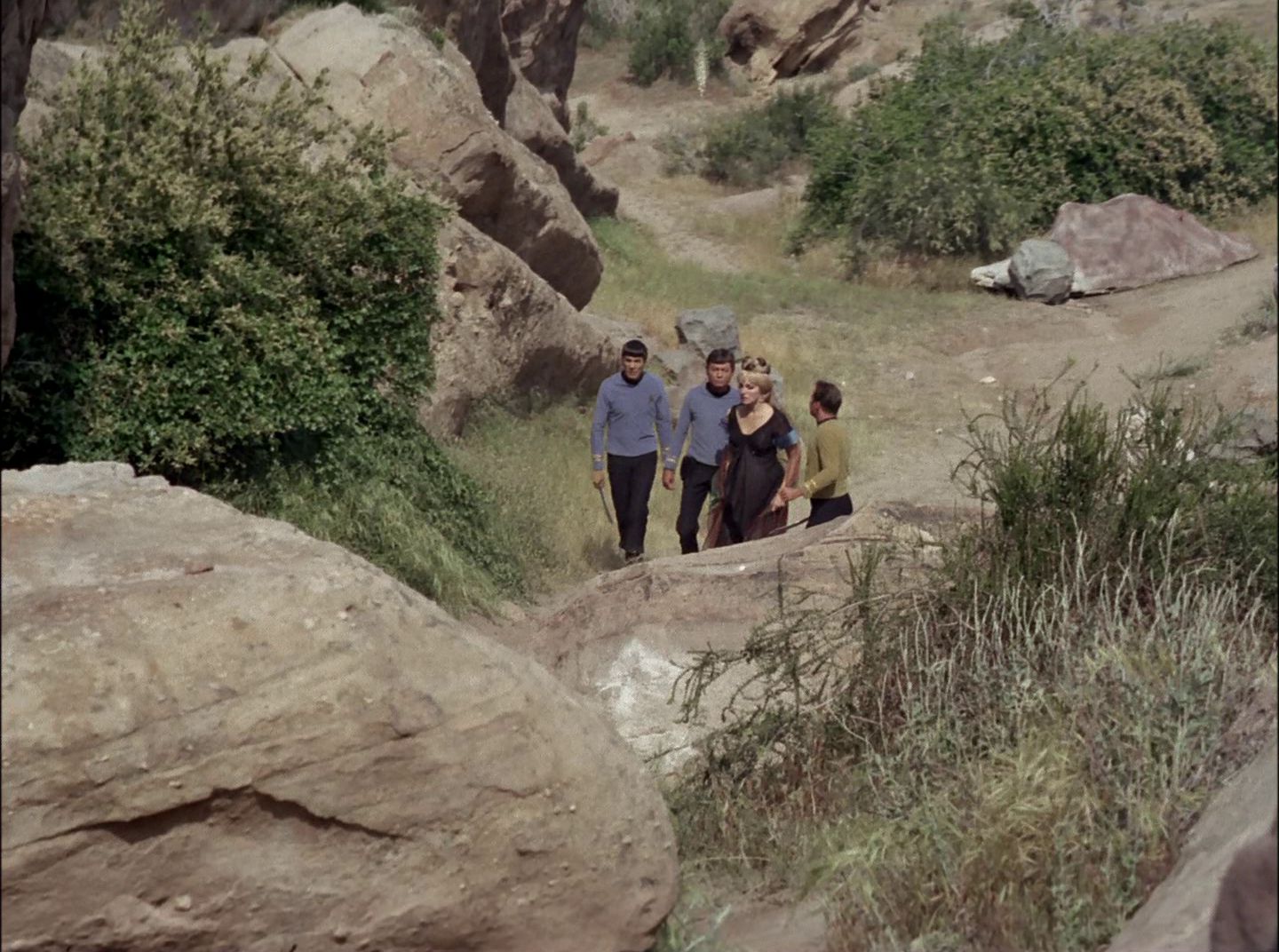 extant_StarTrek_2x11-FridaysChild_1629.jpg