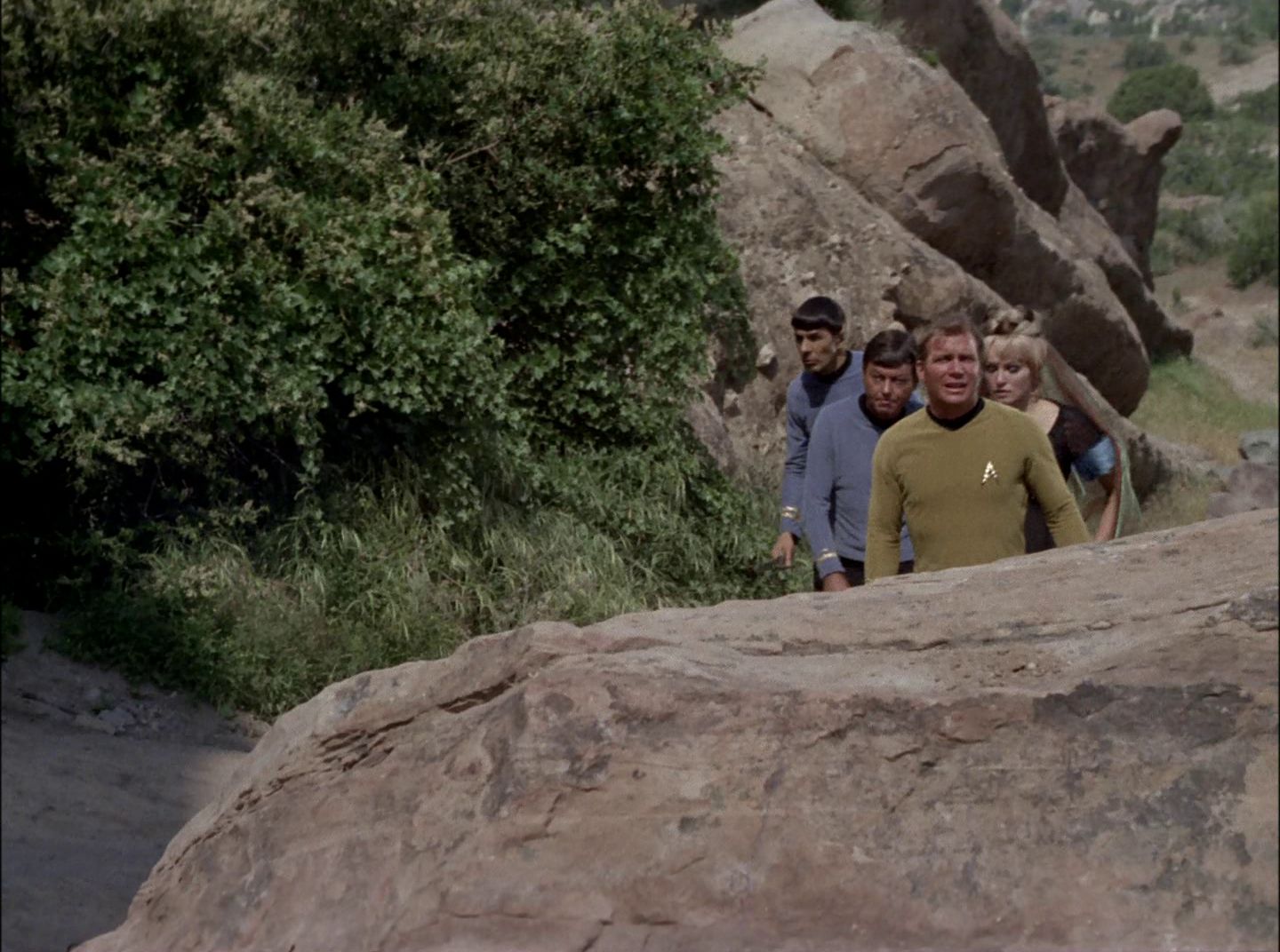 extant_StarTrek_2x11-FridaysChild_1634.jpg