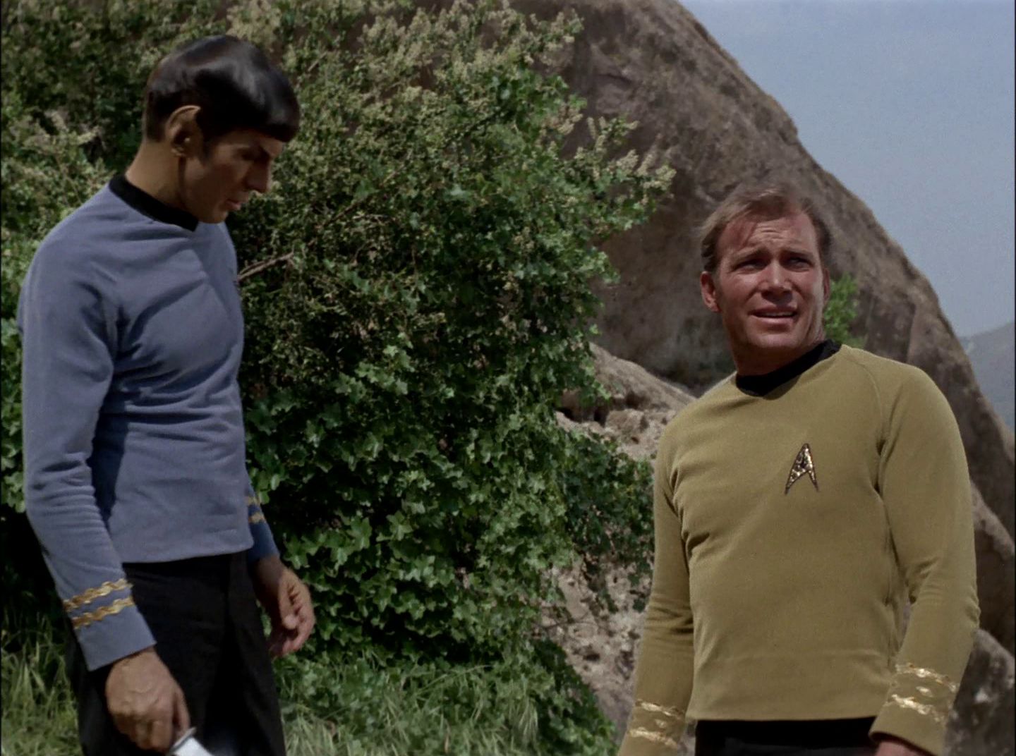 extant_StarTrek_2x11-FridaysChild_1644.jpg