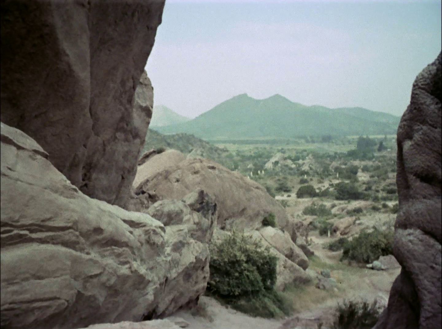 extant_StarTrek_2x11-FridaysChild_1662.jpg