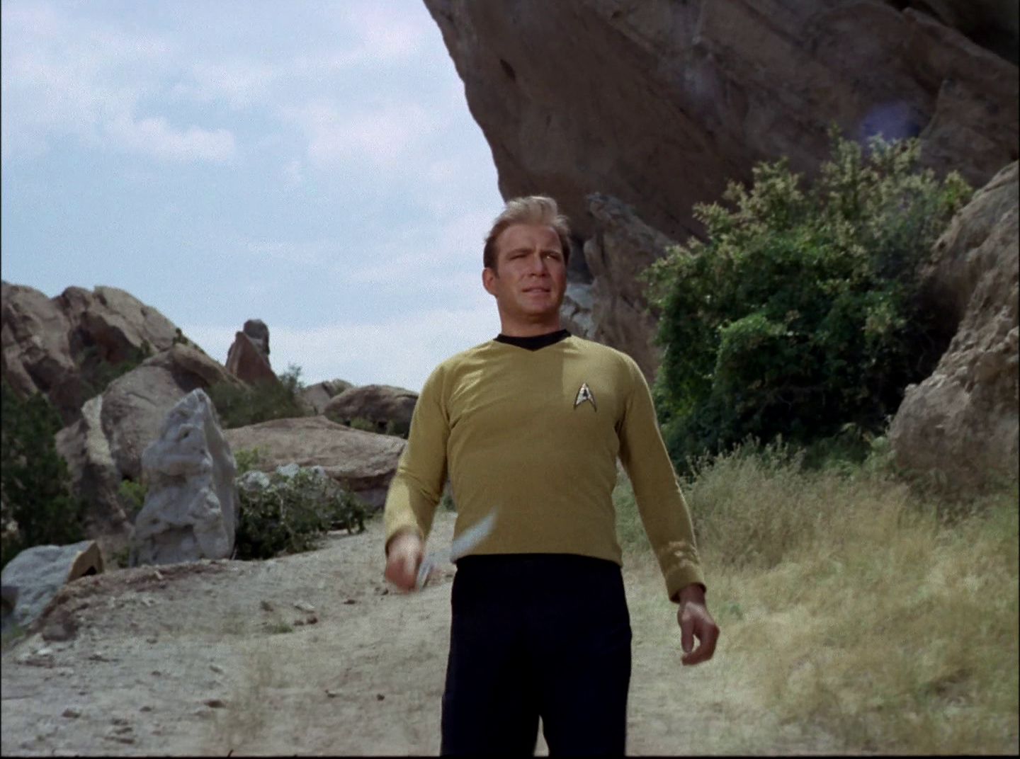 extant_StarTrek_2x11-FridaysChild_1716.jpg