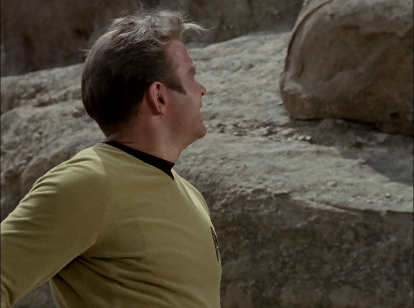 extant_StarTrek_2x11-FridaysChild_1725.jpg