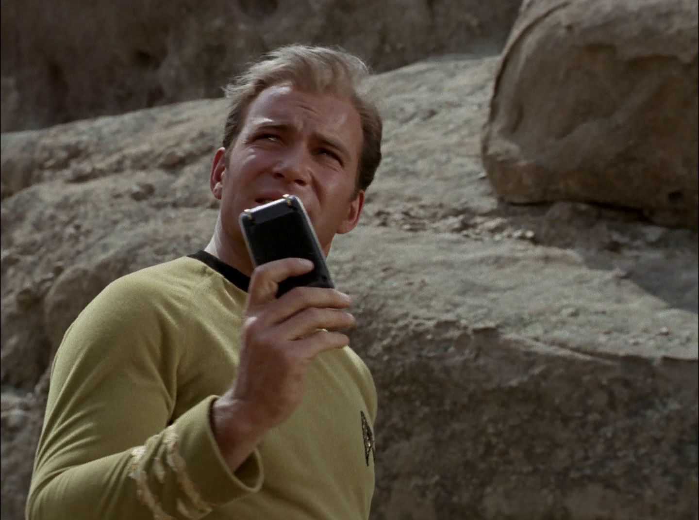 extant_StarTrek_2x11-FridaysChild_1732.jpg
