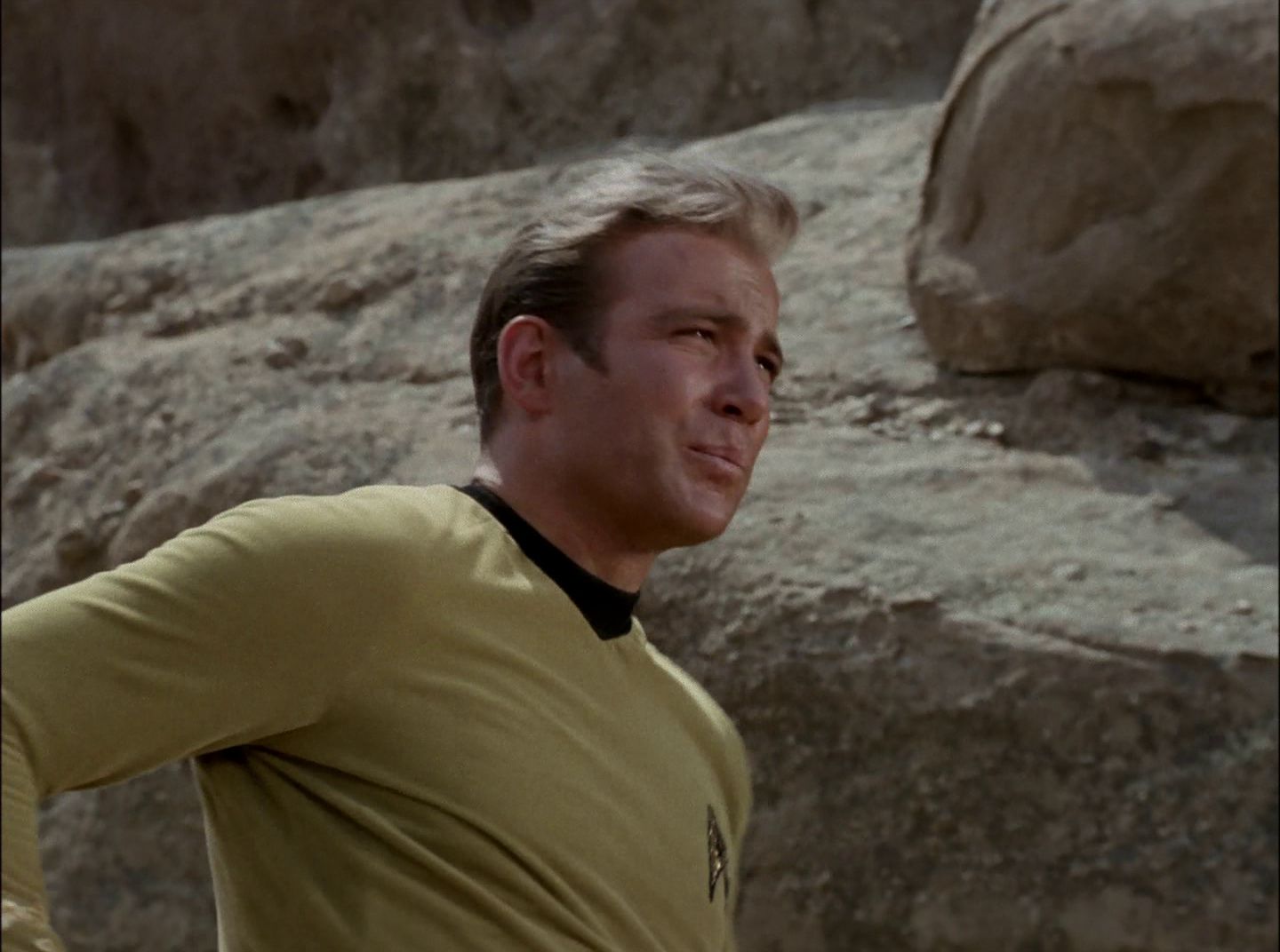 extant_StarTrek_2x11-FridaysChild_1734.jpg