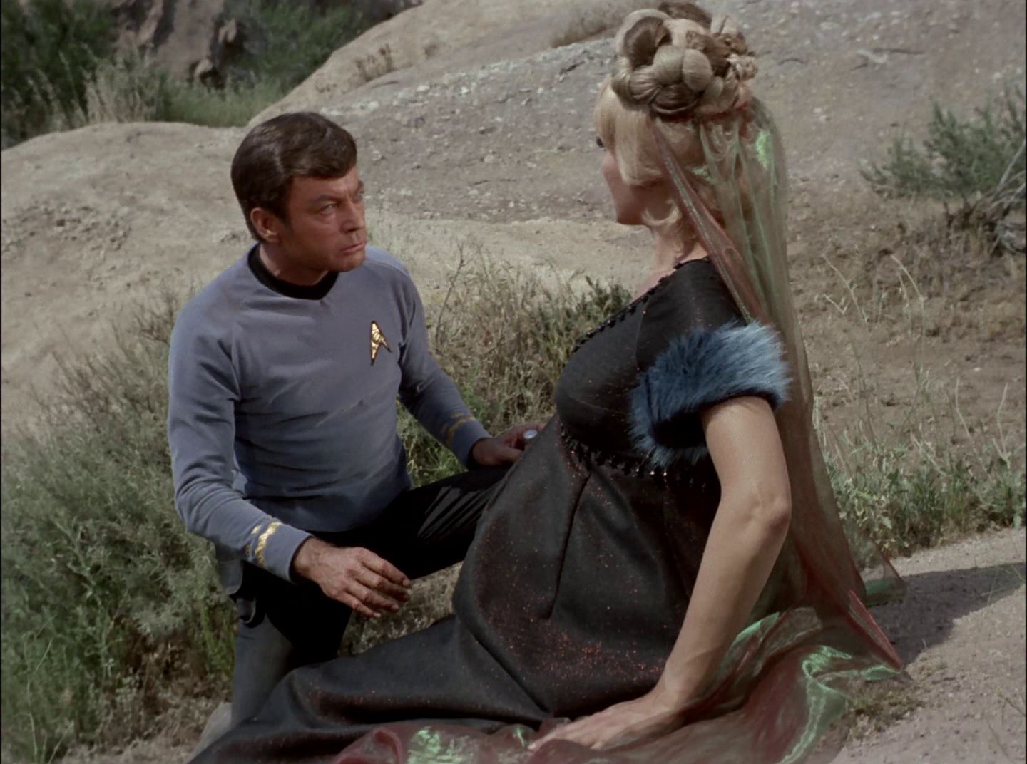 extant_StarTrek_2x11-FridaysChild_1762.jpg