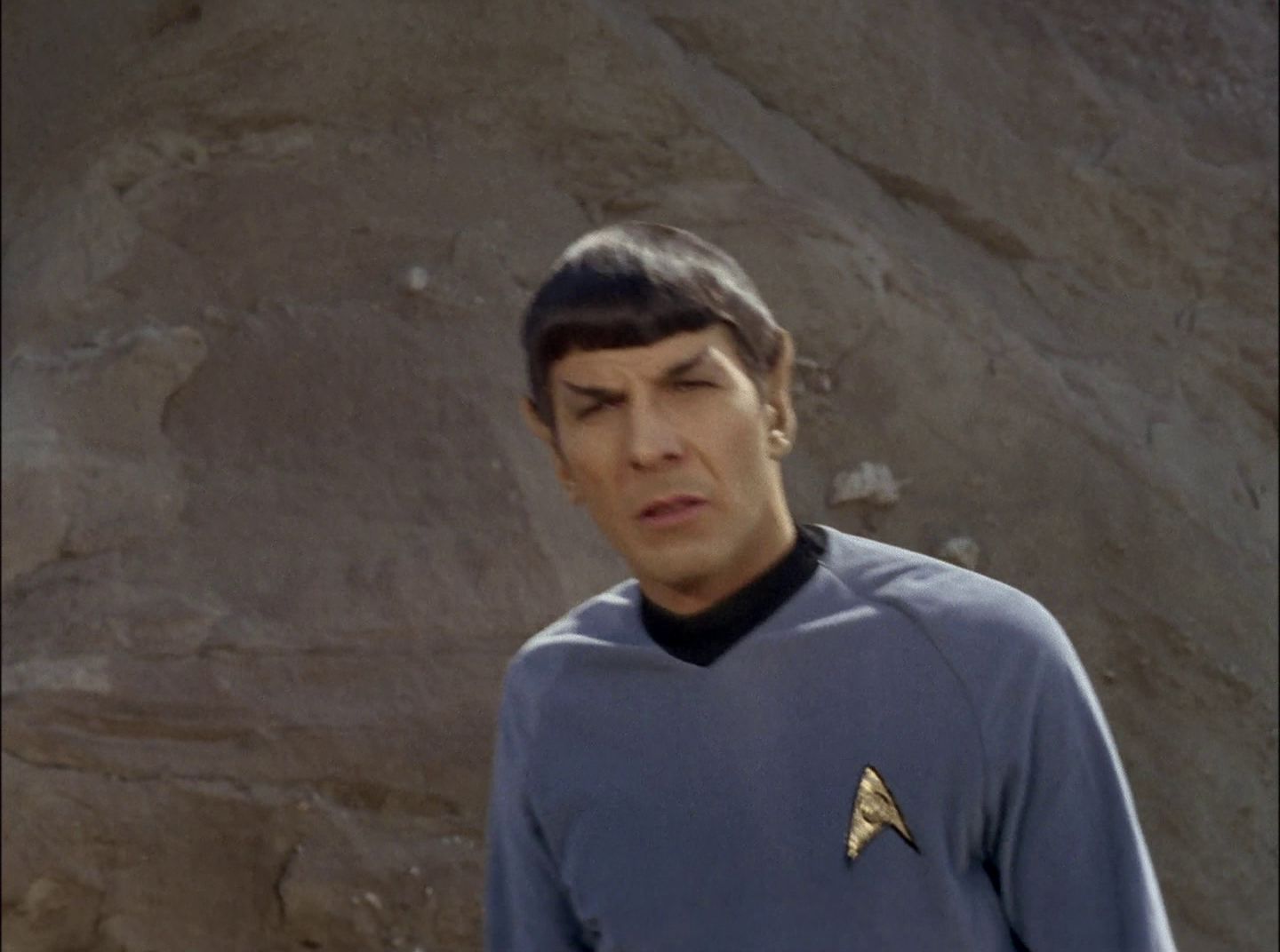 extant_StarTrek_2x11-FridaysChild_1807.jpg