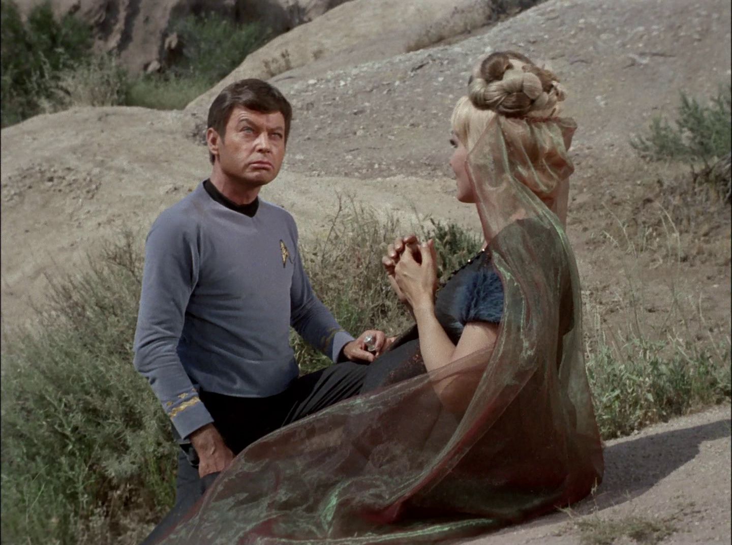 extant_StarTrek_2x11-FridaysChild_1813.jpg