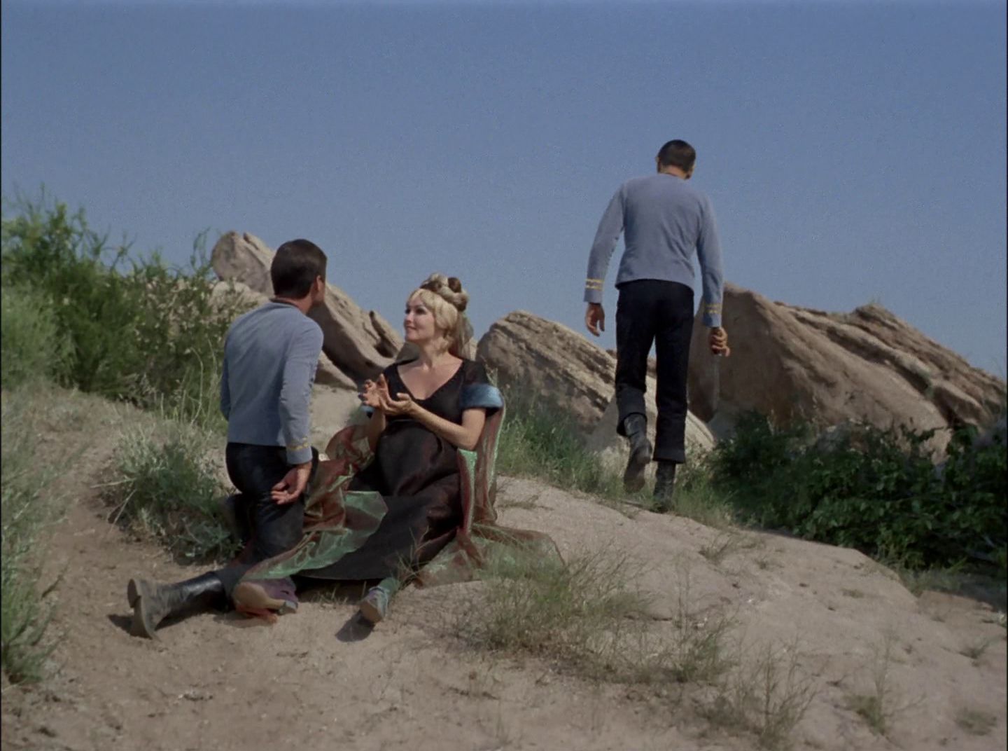 extant_StarTrek_2x11-FridaysChild_1818.jpg