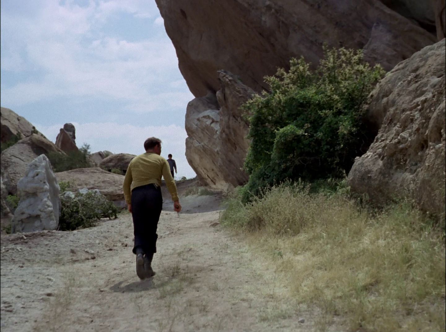 extant_StarTrek_2x11-FridaysChild_1822.jpg