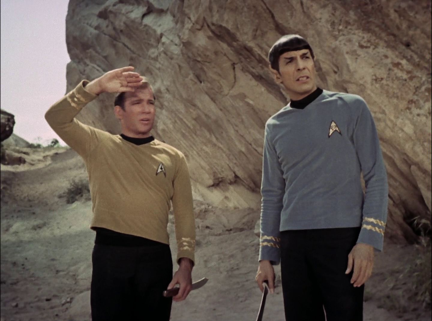 extant_StarTrek_2x11-FridaysChild_1839.jpg