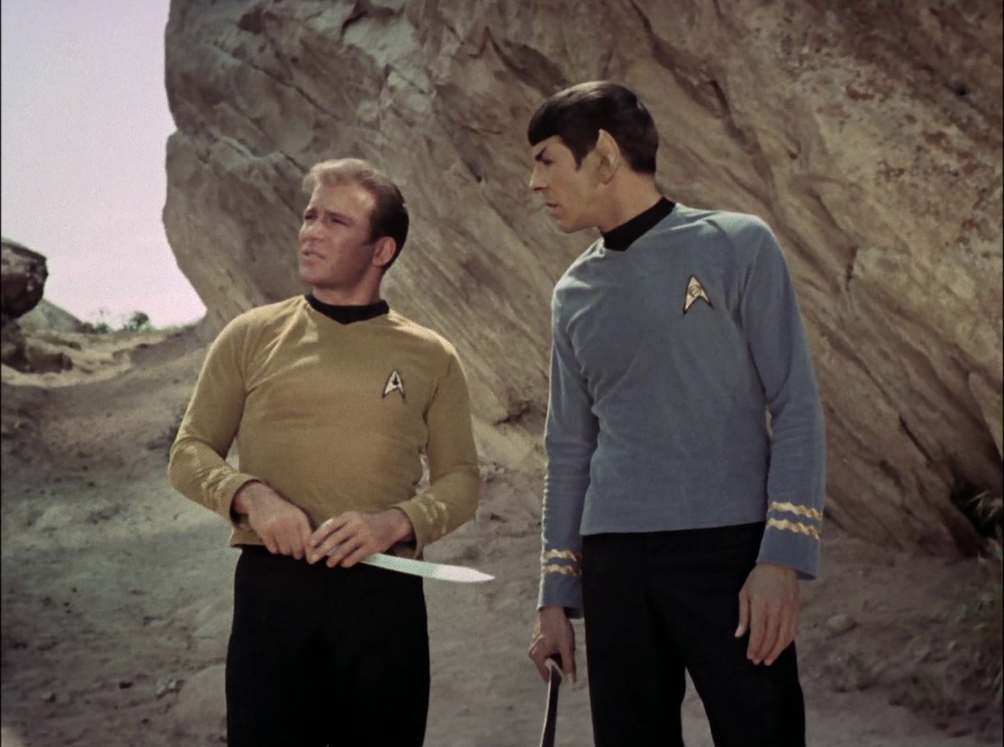 extant_StarTrek_2x11-FridaysChild_1858.jpg