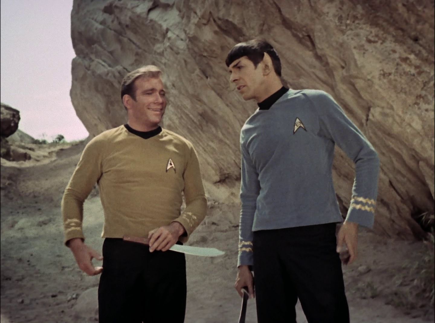 extant_StarTrek_2x11-FridaysChild_1862.jpg