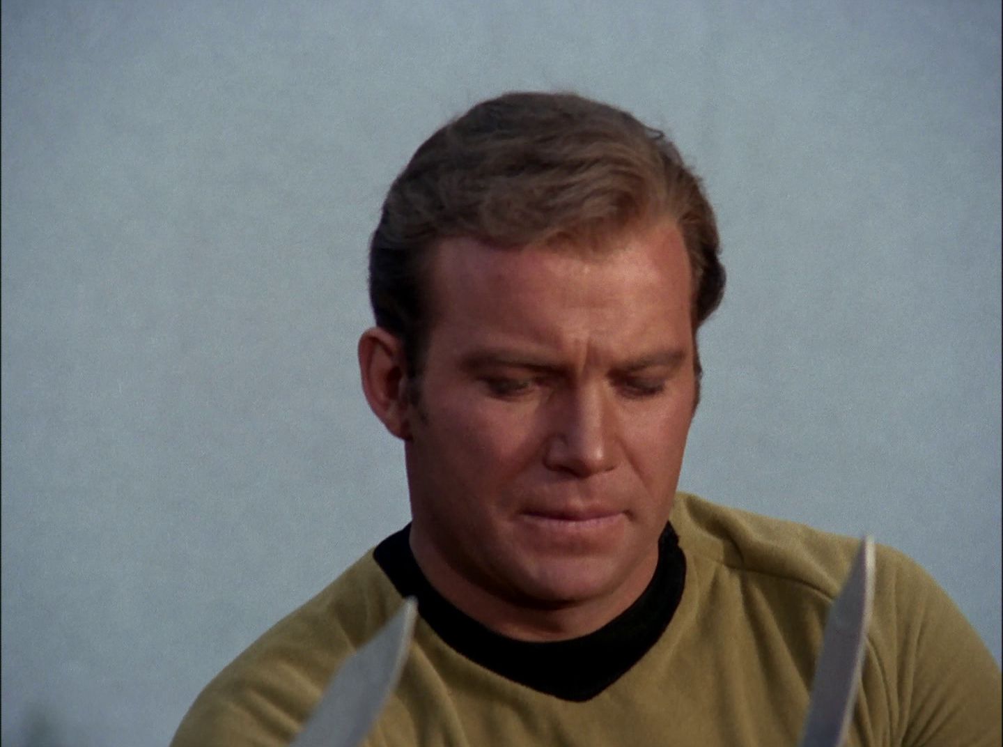 extant_StarTrek_2x11-FridaysChild_1905.jpg