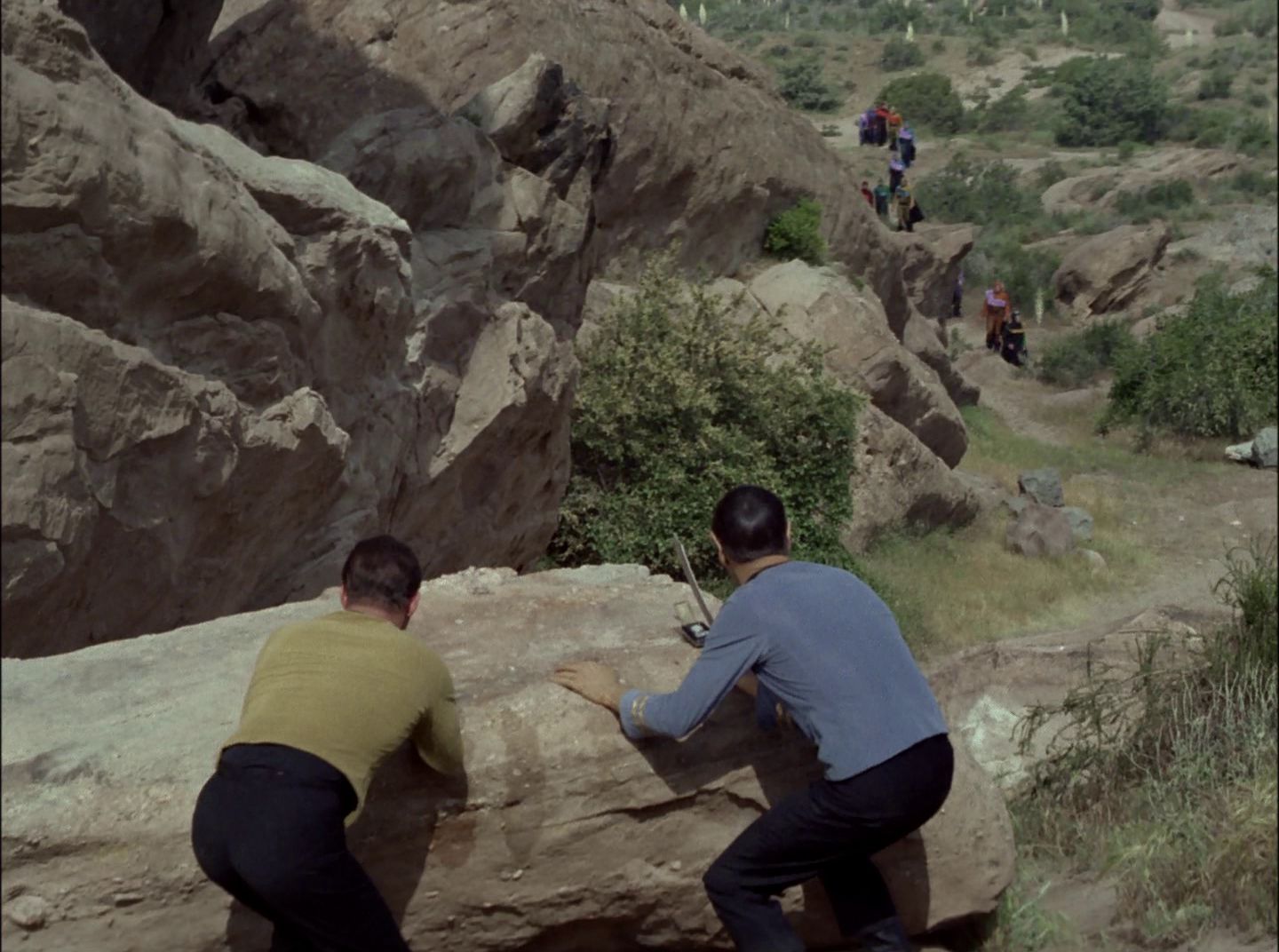 extant_StarTrek_2x11-FridaysChild_1908.jpg