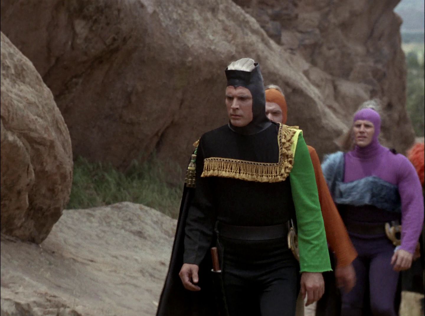 extant_StarTrek_2x11-FridaysChild_1920.jpg
