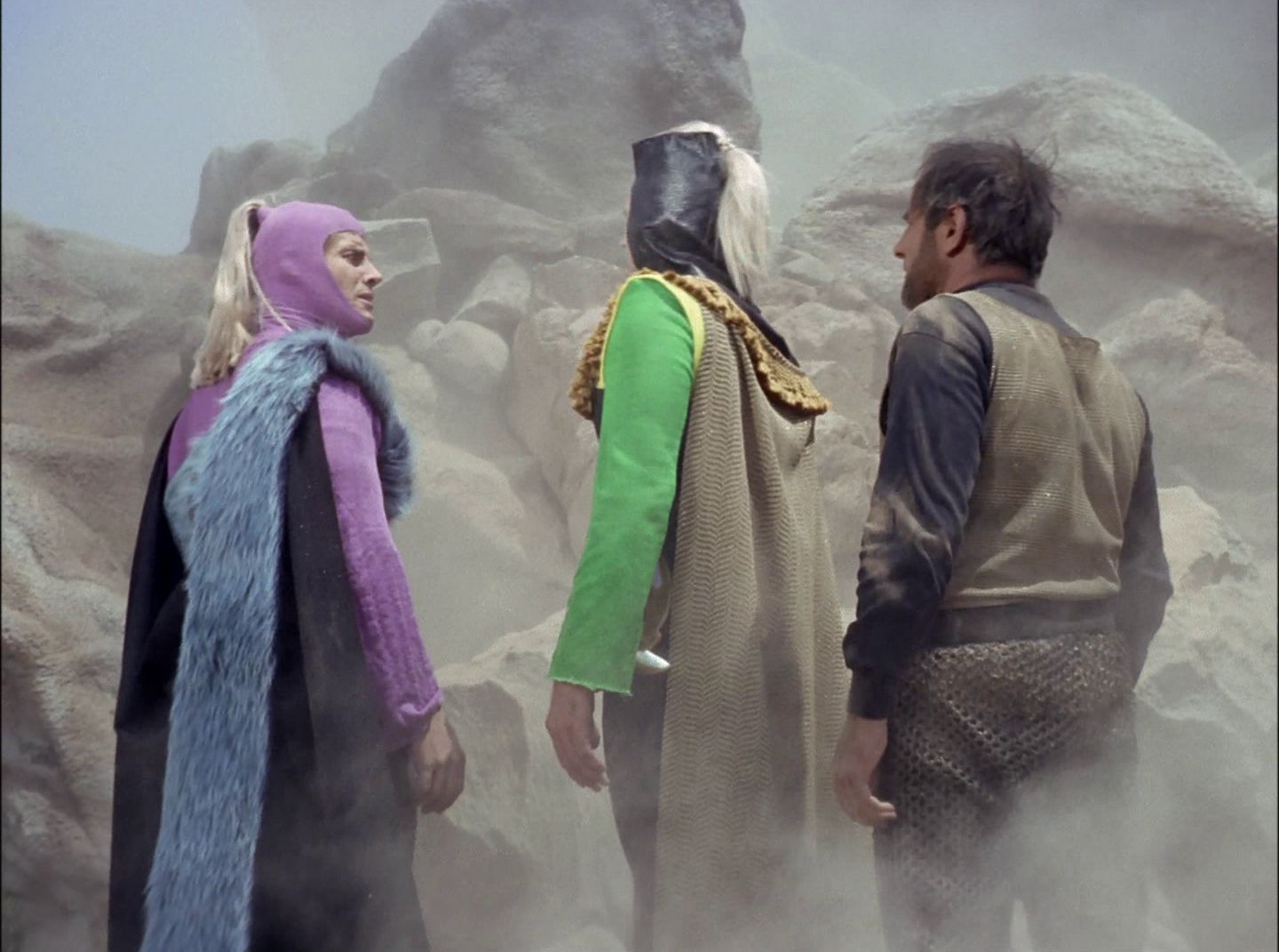 extant_StarTrek_2x11-FridaysChild_2017.jpg