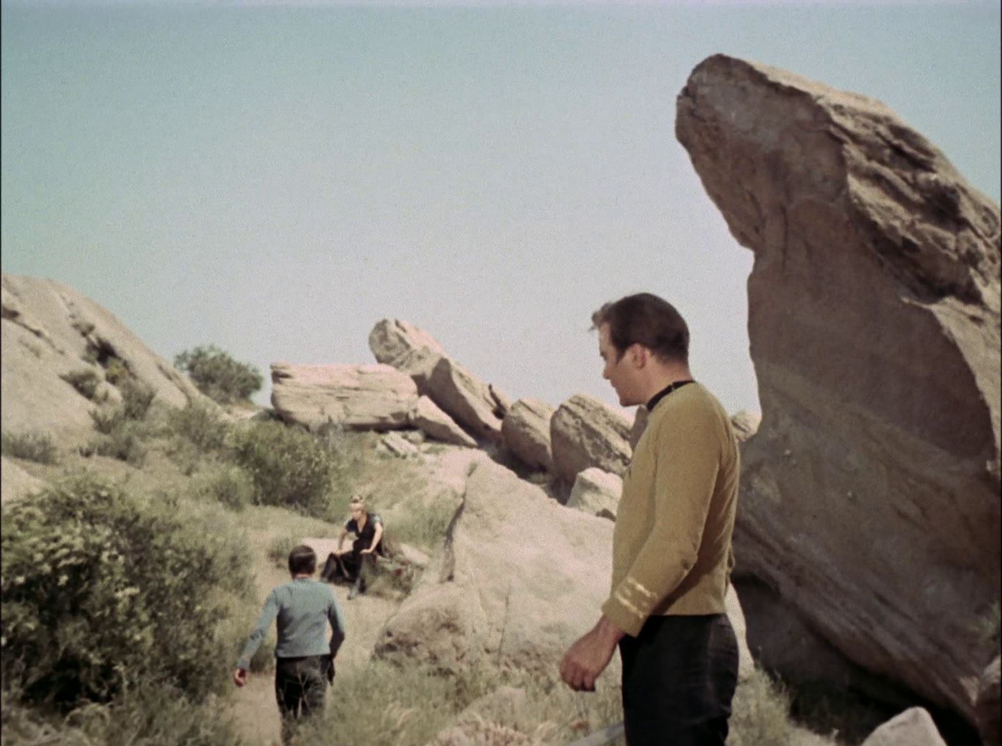 extant_StarTrek_2x11-FridaysChild_2059.jpg