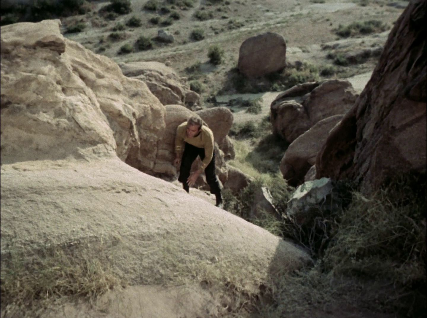 extant_StarTrek_2x11-FridaysChild_2072.jpg
