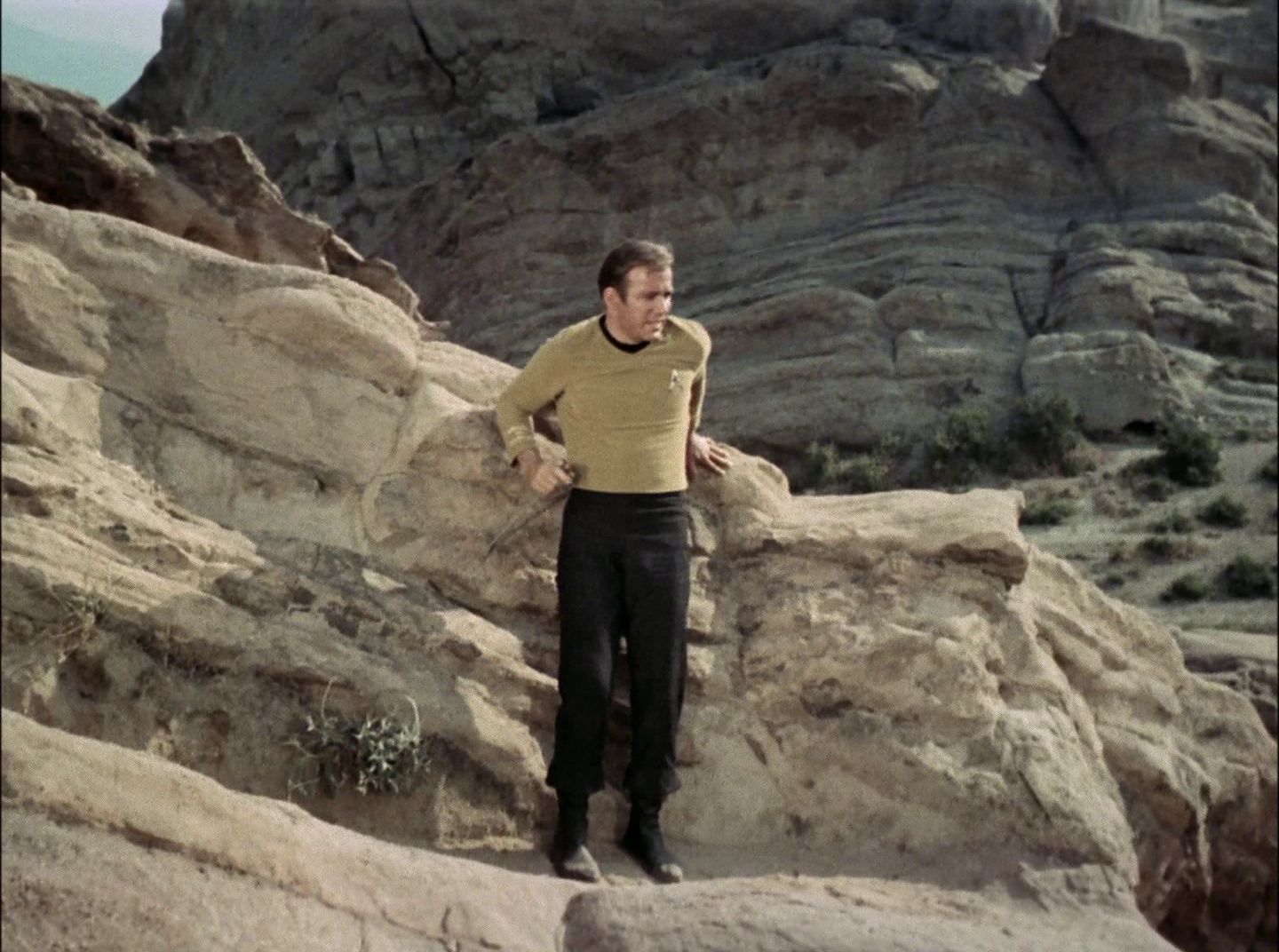 extant_StarTrek_2x11-FridaysChild_2084.jpg