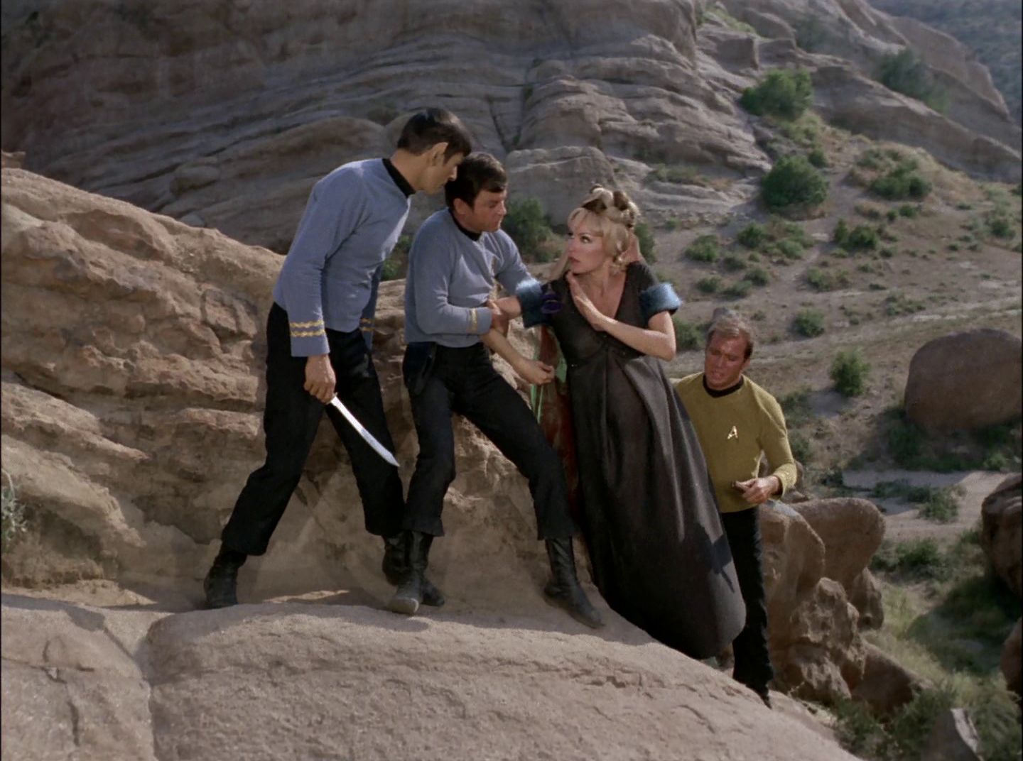 extant_StarTrek_2x11-FridaysChild_2143.jpg