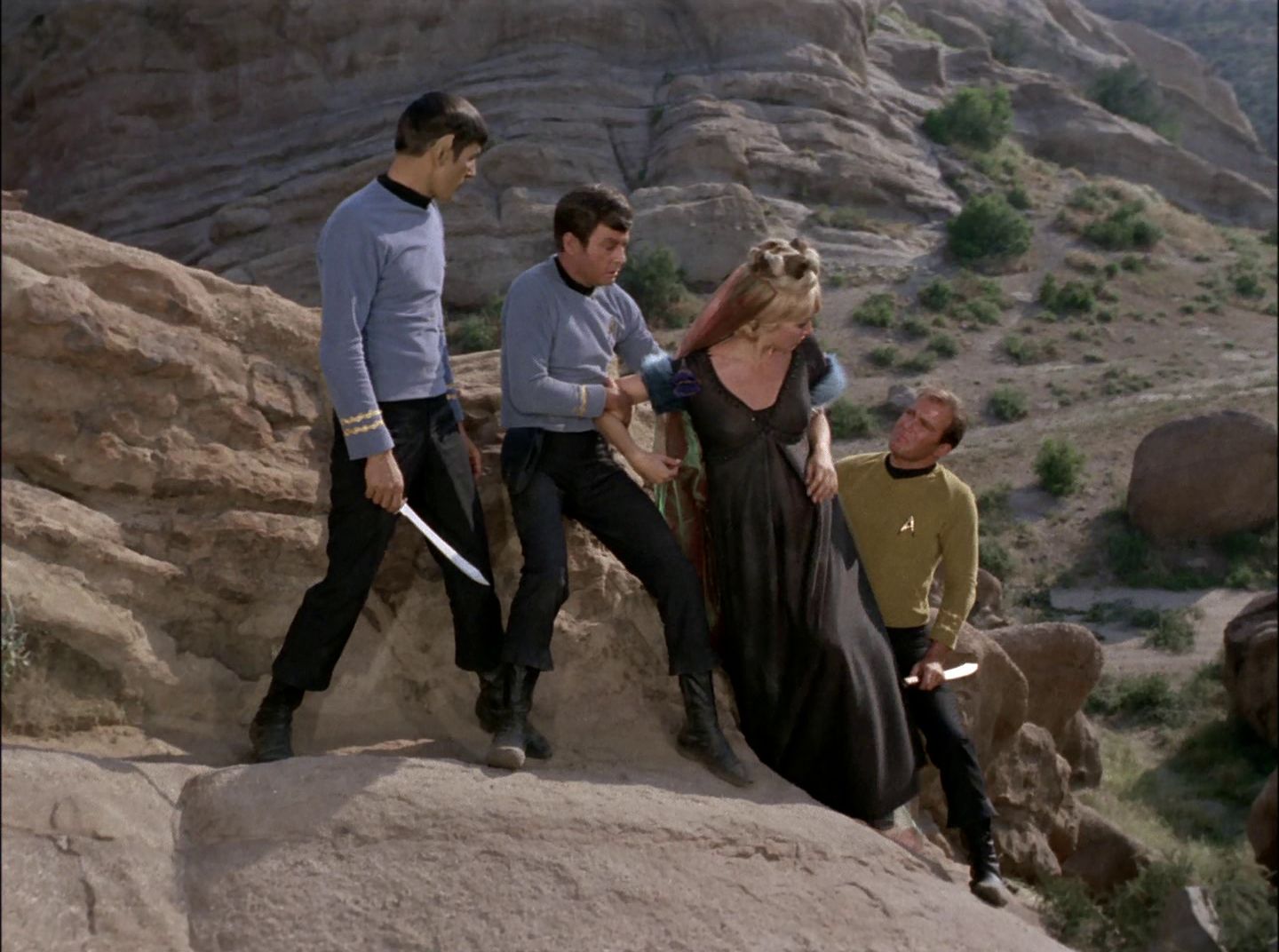 extant_StarTrek_2x11-FridaysChild_2146.jpg