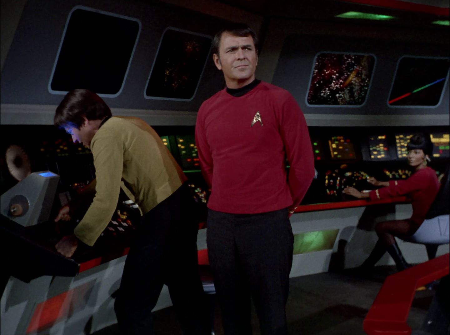 extant_StarTrek_2x11-FridaysChild_2188.jpg